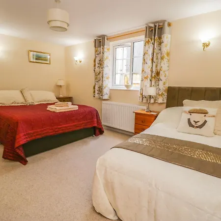 Langhill, Malton